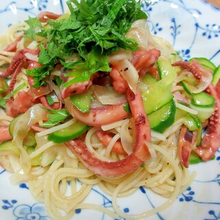 イカとキュウリの梅パスタ